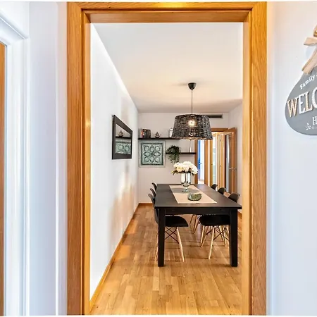 Apartamento Lujo& Piscina Junto Barcelona Centro *