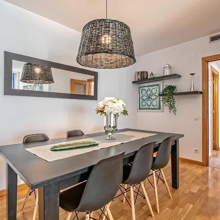 Apartamento Lujo& Piscina Junto Barcelona Centro *